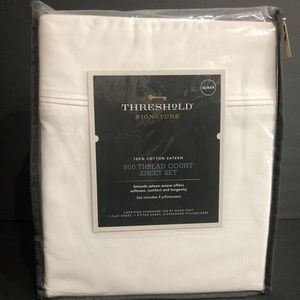 Queen Bed Sheet Set 6pc 800 Thread Count 100% Sateen Weave, White By Threshold.